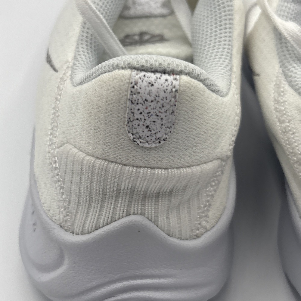 Nike Women's Flex Experience Run 11 Shoes White/Pure Platinum DH8254-100 Sz 8w - Picture 12 of 16